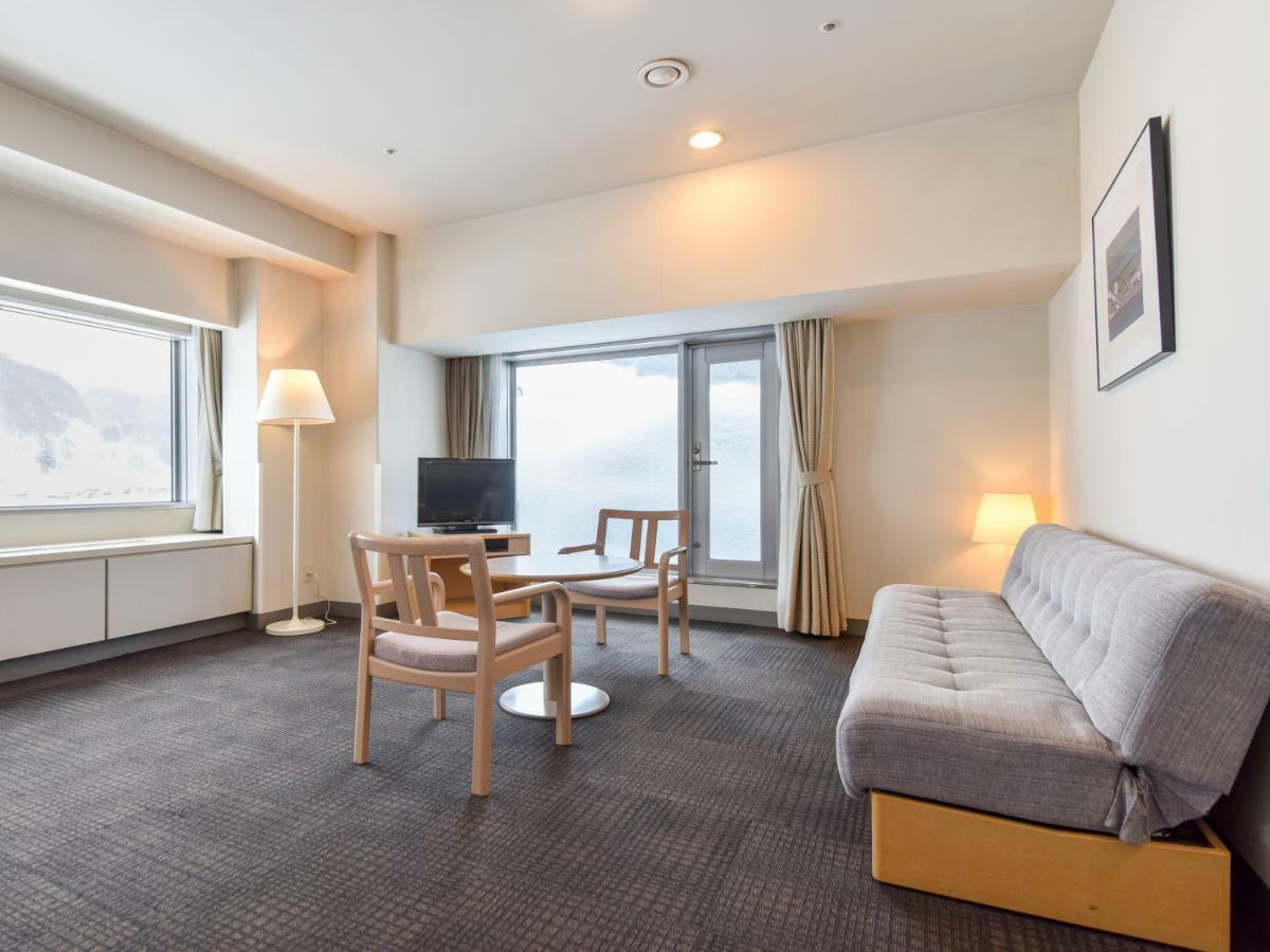 Hotel Mount Racey Yubari Exteriör bild